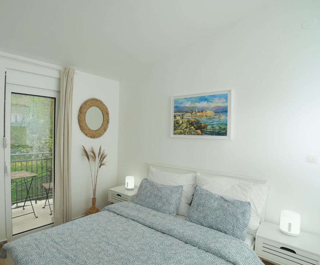 Plamenatz Studio Apartments Virpazar Exterior photo
